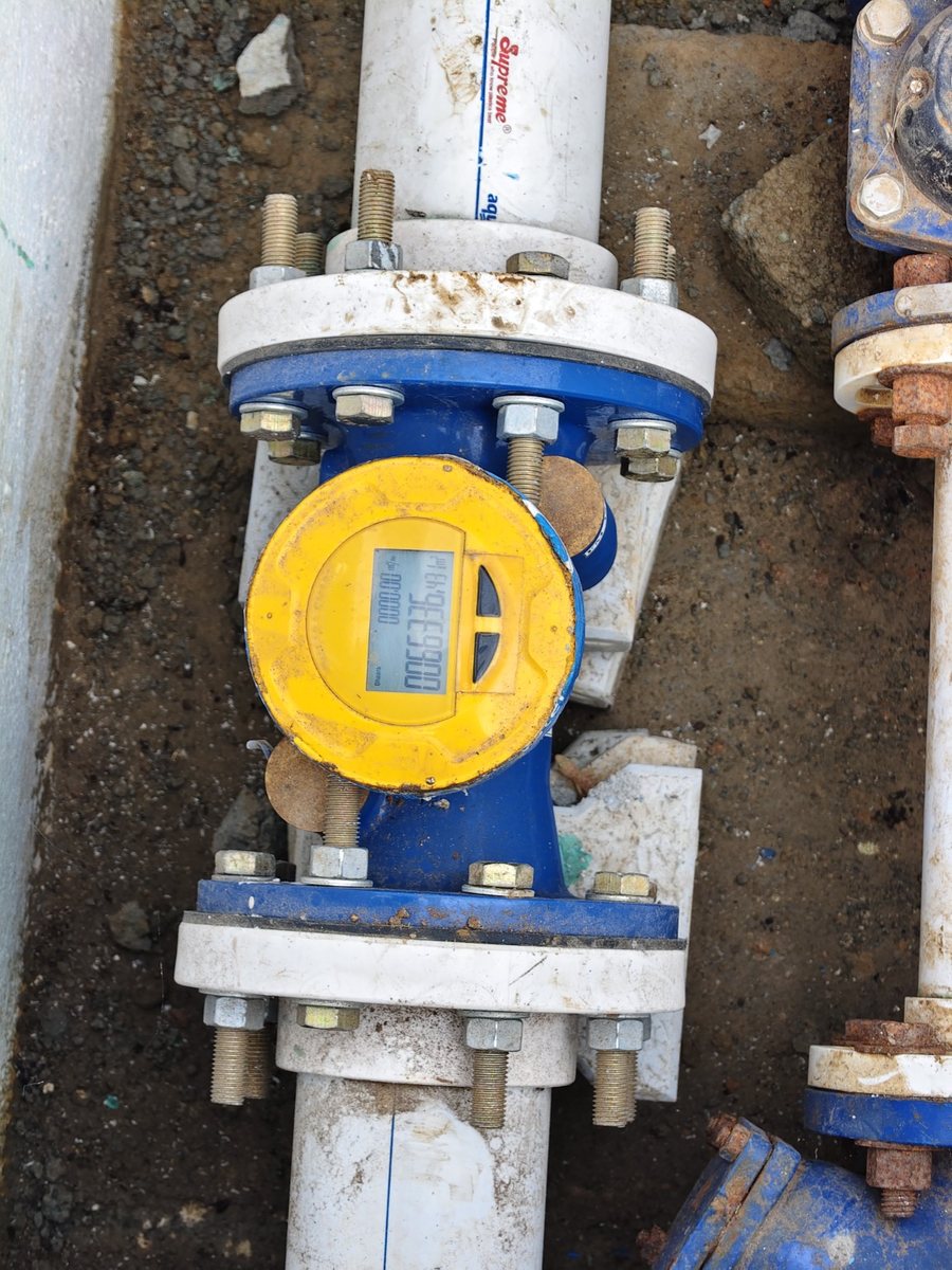Mahindra Origins flow meter